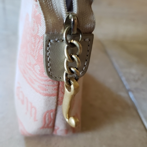 Juicy Couture make-up bag - Picture 3 of 6